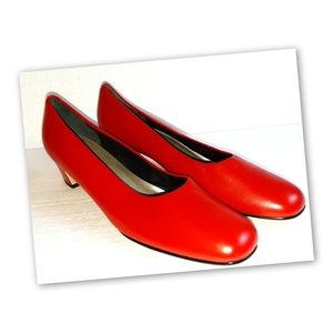 Auditions Red Leather Heels 10.5 AA